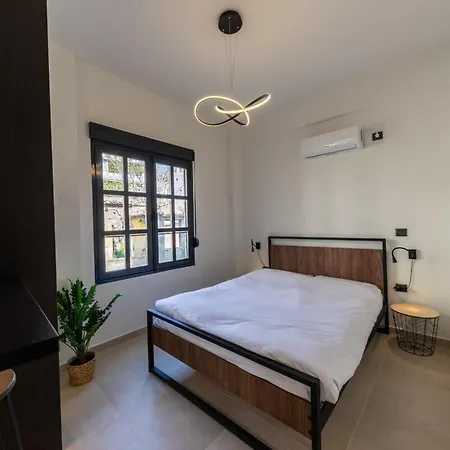 Beautiful Elegant Apartment Next To Monastiraki 雅典 Exterior photo