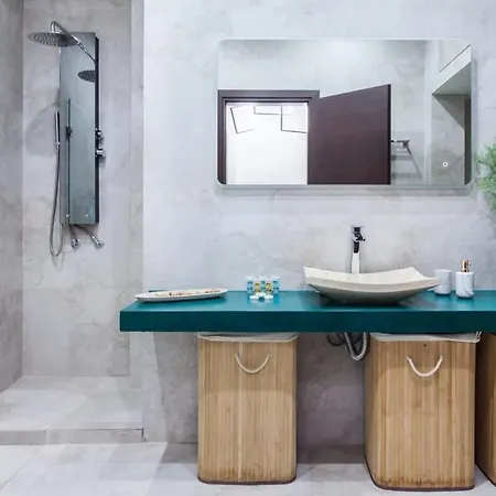 Beautiful Elegant Apartment Next To Monastiraki 雅典 Exterior photo