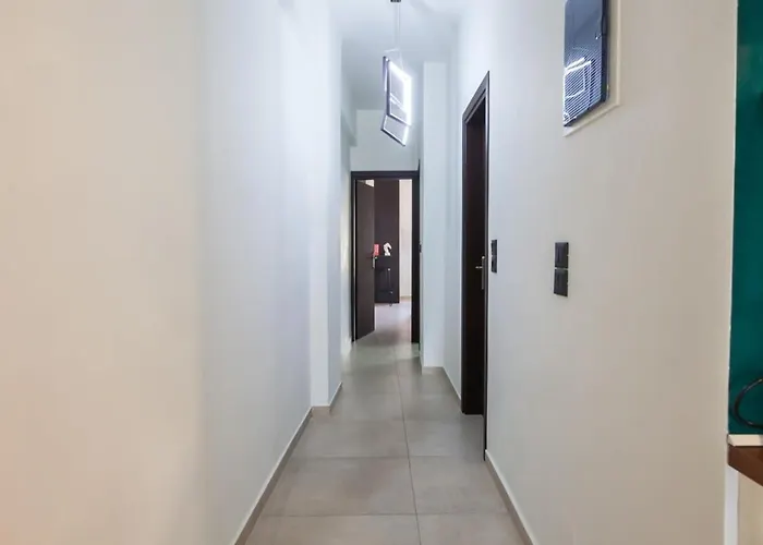 Beautiful Elegant Apartment Next To Monastiraki