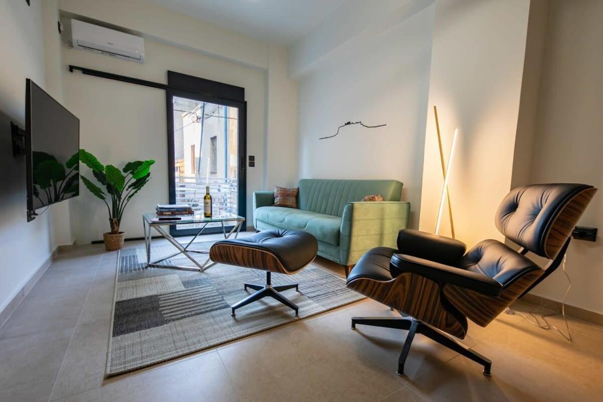 Beautiful Elegant Next To Monastiraki Apartment