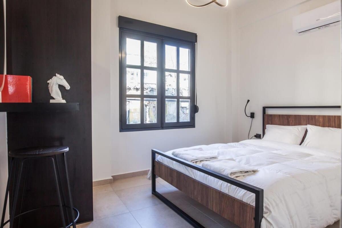 Beautiful Elegant Next To Monastiraki Apartment *