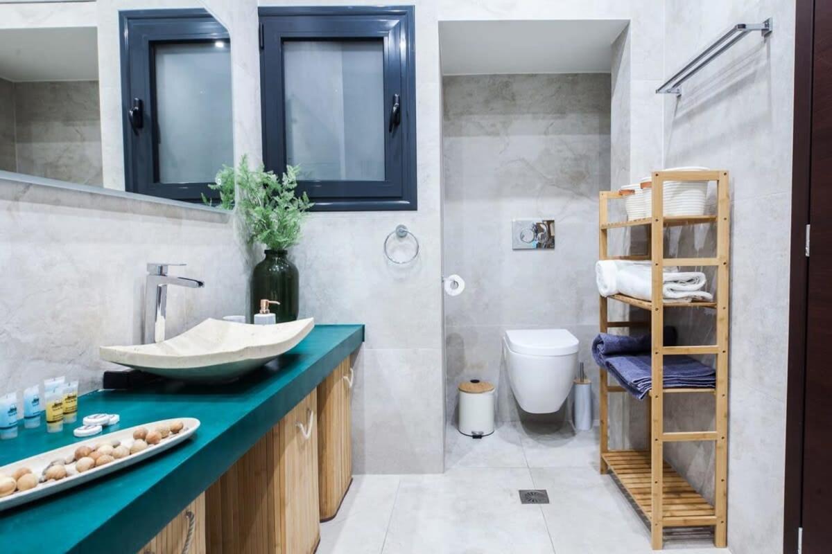 Beautiful Elegant Next To Monastiraki * Athen