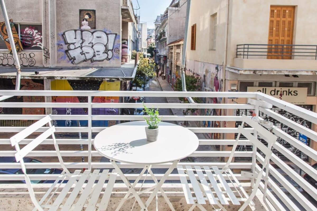Beautiful Elegant Next To Monastiraki *